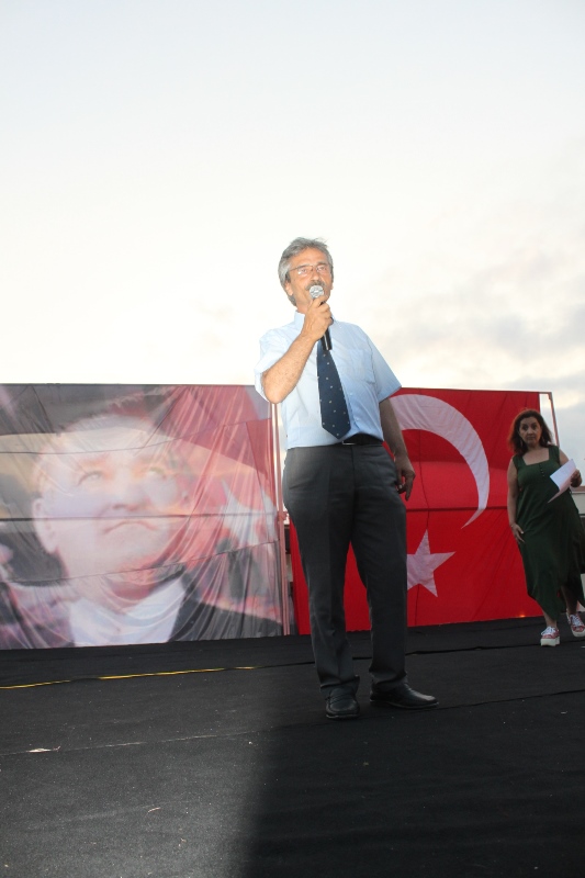 2024/06/1718568923_v._Istanbul_folk_halk_muzigi_festivali_ve_basin_bayrami_acikhava_konseri033.jpg