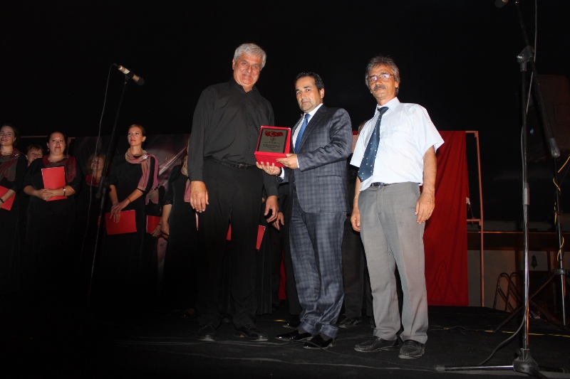 2024/06/1718568925_v._Istanbul_folk_halk_muzigi_festivali_ve_basin_bayrami_acikhava_konseri083.jpg