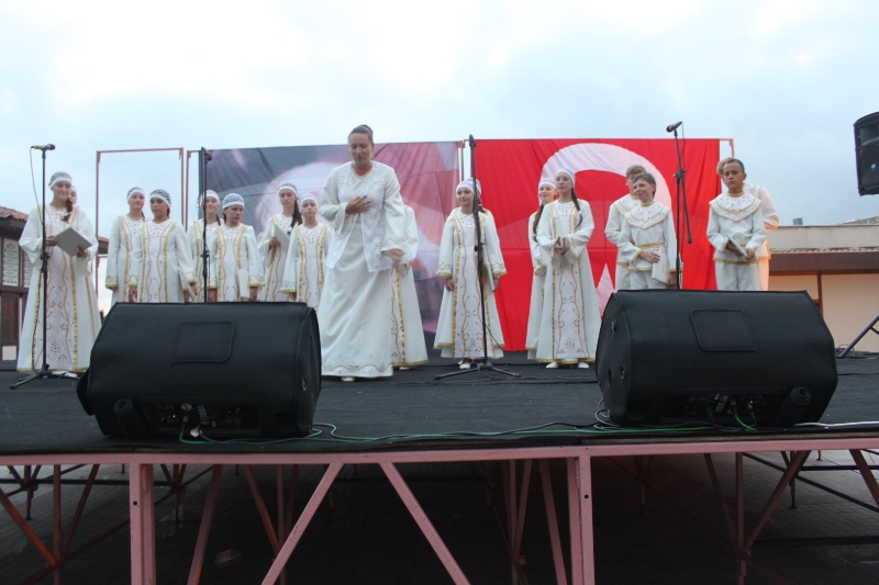 2024/06/1718568926_v._Istanbul_folk_halk_muzigi_festivali_ve_basin_bayrami_acikhava_konseri056.jpg