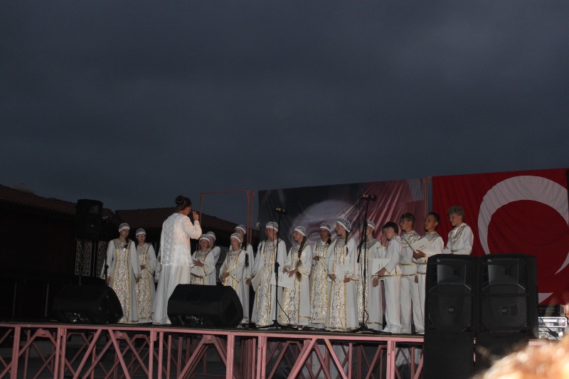 2024/06/1718568926_v._Istanbul_folk_halk_muzigi_festivali_ve_basin_bayrami_acikhava_konseri065.jpg