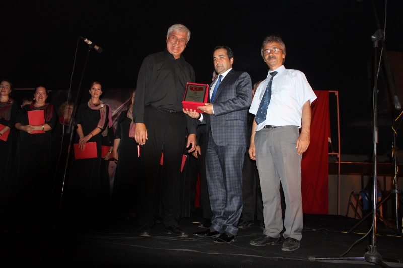 2024/06/1718568926_v._Istanbul_folk_halk_muzigi_festivali_ve_basin_bayrami_acikhava_konseri082.jpg