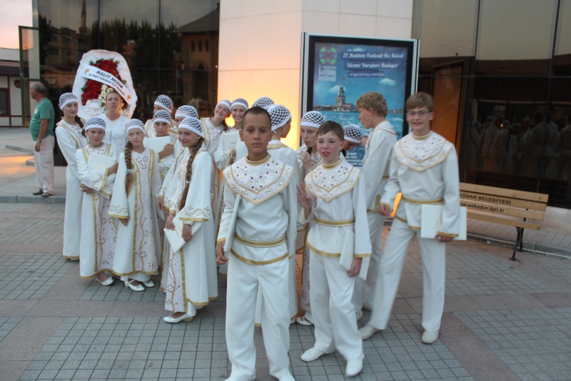 2024/06/1718568927_v._Istanbul_folk_halk_muzigi_festivali_ve_basin_bayrami_acikhava_konseri023.jpg