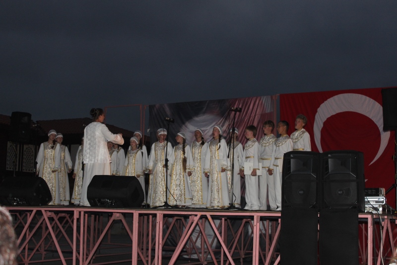 2024/06/1718568927_v._Istanbul_folk_halk_muzigi_festivali_ve_basin_bayrami_acikhava_konseri066.jpg