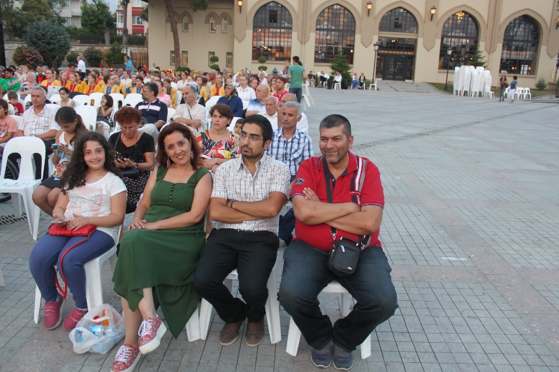 2024/06/1718568929_v._Istanbul_folk_halk_muzigi_festivali_ve_basin_bayrami_acikhava_konseri040.jpg