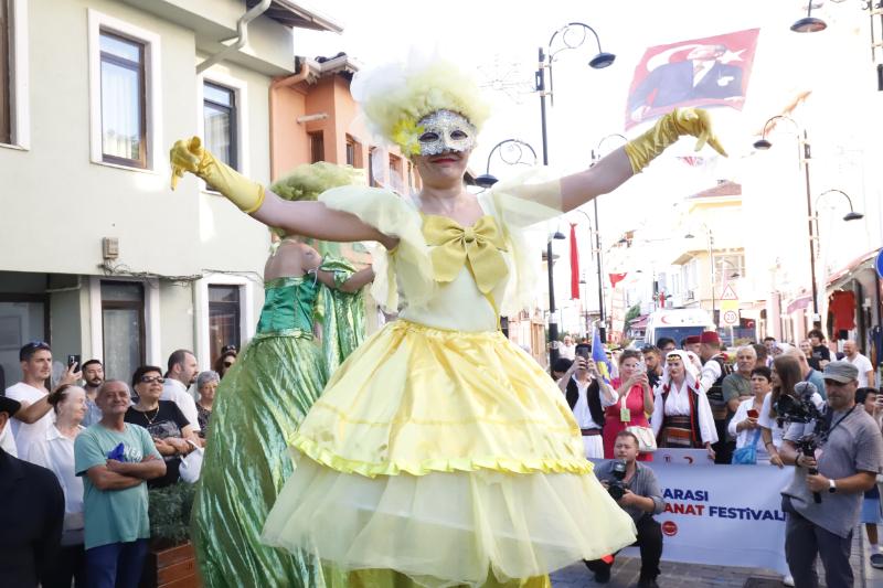 2024/07/1722404261_35._uluslararasi_sile_bezi_kultur_ve_sanat_festivali_basladi_-7.jpg