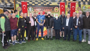 NİHAT AKBAY TURNUVASI RENKLİ BİR FİNALLE SONA ERDİ