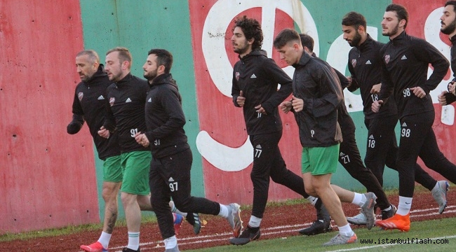 PAŞABAHÇESPOR ONUR ATİLA İLE İLK MAÇINA HAZIR