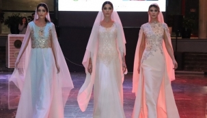 TAÇLI GÜZELLER EMELYA MODAEVİ ŞEHR-İ SULTAN DEFİLESİNDE PODYUMA ÇIKTI