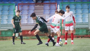 Paşabahçe gençleri şampiyonluğa bir adım daha yaklaştı 2-0