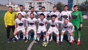 BEYKOZ ELMALISPOR 2-0 DAN GELİP BERABERLİĞE RAZI OLDU 2-2