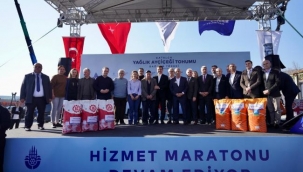 ÜRETİCİLERE YAĞLIK AYÇİÇEĞİ TOHUMU DAĞITILDI