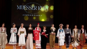 MODA TASARIMCISI MÜESSER KURT'TAN ZÜMRÜDÜ ANKA DEFİLESİ
