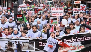 BURSALI ÇOCUKLAR ELELE İSRAİLİ PROTESTO ETTİ