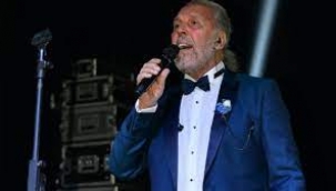 BUSADER'DEN FATİH ERKOÇ İLE 100. YILA GÖRKEMLİ KUTLAMA