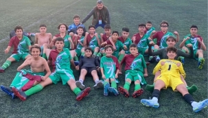BEYKOZ YENİMAHALLE U14 YAŞ TAKIMI ŞAMPİYON OLDU