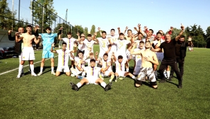 ÇUBUKLUSPOR'A BİR KUPA DA U17 TAKIMI İLE GELİYOR