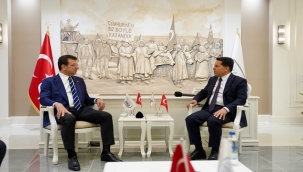 ESENYURT BELEDİYE BAŞKANI ÖZER'E TEBRİK ZİYARETİ