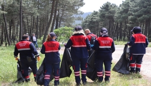MALTEPE'NİN ORMANLIK ALANLARINDAN TEMİZLİK SEFERBERLİĞİ