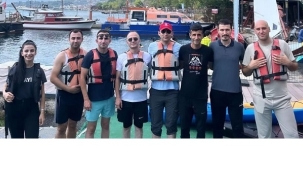 BOĞAZDA KANO KEYFİNİ BU KEZ BEYKOZEMNİYETİ MENSUPLARI YAPTI