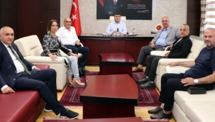 Kaymakam Kemal Şahin'in Konukları Yüzüncü yıl Gazeteciler Derneği 