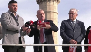 ÖZDAĞ: "ERDOĞAN VE BAHÇELİ; BİRİSİ ÖCALAN'IN BİR BACAĞINA, DİĞERİ ÖBÜR BACAĞINA SIĞINMIŞ"