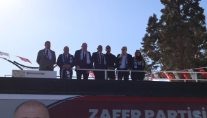ÜMİT ÖZDAĞ: "BİZ BU FİLMİ DAHA ÖNCE GÖRDÜK"