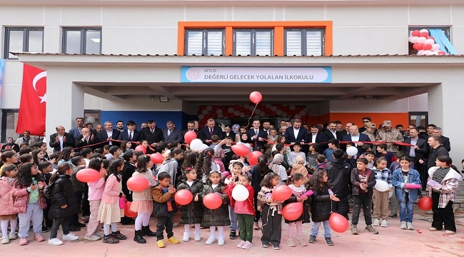 DÜNYA İNSANİ DAYANIŞMA DERNEĞİ VE ZIRHLIOĞLU ŞİRKETLER GRUBU İŞBİRLİĞİ İLE YAPILAN DEĞERLİ GELECEK YOLALAN İLKOKULU 