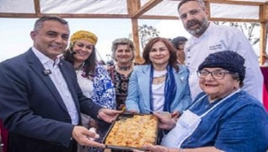 MANAVGAT, AKDENİZ'İN İKİ YAKASINDAN YÜKSELEN ŞARKILARLA ŞENLENDİ