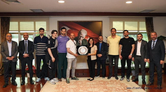 BEYKOZ BELEDİYESİ HENTBOL TAKIMINDAN ÖZEL BİR ZİYARET VARDI