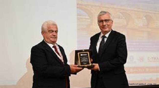 İSTANBUL RUMELİ ÜNİVERSİTESİ ULUSLARARASI KONGREDE ÖNE ÇIKTI