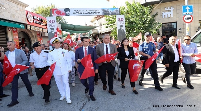 CUMHURİYET YOLUNDA BİR DURAK: URLA