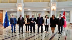 İBB BAŞKANVEKİLİ NURİ ASLAN: "SİSTEMATİK BASKILAR ARTIK BİR DEMOKRASİ KRİZİNE DÖNÜŞTÜ