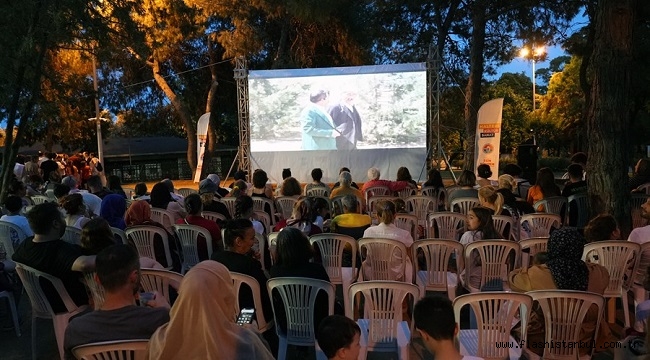 MALTEPELİLER'DEN "ZÜĞÜRT AĞA" FİLMİNE BÜYÜK İLGİ