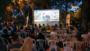 MALTEPELİLER'DEN "ZÜĞÜRT AĞA" FİLMİNE BÜYÜK İLGİ
