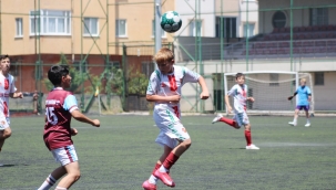 PAŞABAHÇE U13'DE ŞAMPİYONLUĞA ULAŞTI 7-0