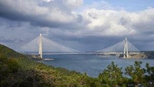 YAVUZ SULTAN SELİM KÖPRÜSÜ'NDE ENERJİ TÜKETİMİ YENİLEBİLİR ENERJİ İLE KARŞILANDI