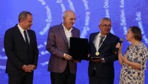 KALE GRUBU 68.KURULUŞ YILDÖNÜMÜ İLE SERAMİK BAYRAMINI KUTLADI