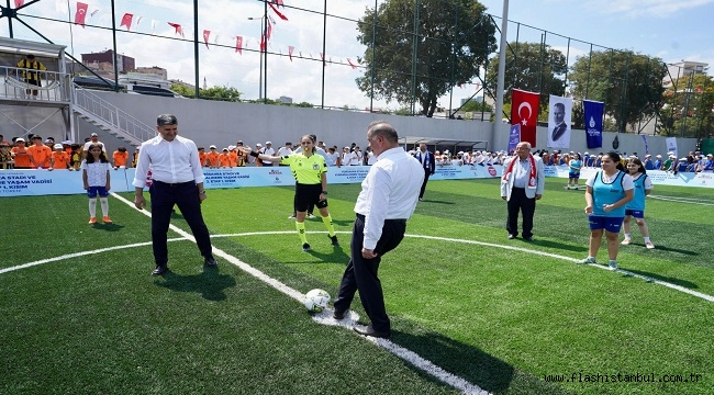 KURBAĞALIDERE YAŞAM VADİSİ İLE YENİLENEN YENİSAHRA STADI AÇILDI