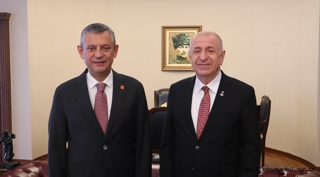 ÜMİT ÖZDAĞ ÖZGÜR ÖZEL'İ ZİYARET ETTİ