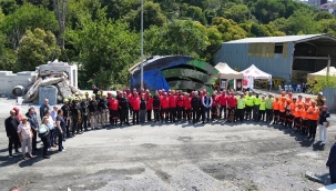 17 AĞUSTOS'UN 26. YILINDA BEŞİKTAŞ'TA GERÇEĞİNİ ARATMAYAN DEPREM TATBİKATI