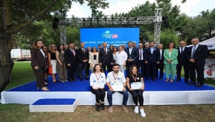 İBB'NİN GENÇ YETENEKLERİ MEZUN OLDU