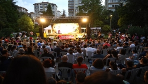 KADIKÖY'DE "MAHALLEMDE ÇOCUK TİYATROSU" BAŞLADI