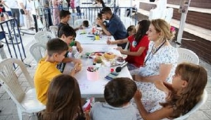 KÜÇÜKÇEKMECE'DE YAZ BOYUNCA SANAT SOKAKTA