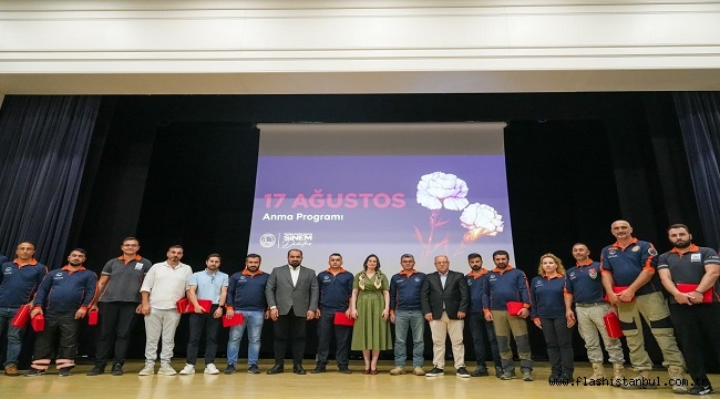 ÜSKÜDAR'DA ''17 AĞUSTOS ANMA PROGRAMI'' DÜZENLENDİ