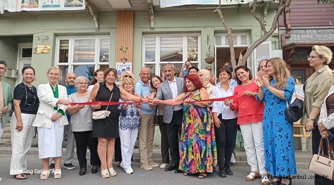 "RENKLERİN SENFONİSİ-3 KARMA RESİM SERGİSİ" BÜYÜKADA'DA AÇILDI