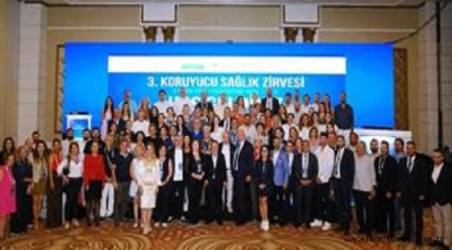 3. KORUYUCU SAĞLIK ZİRVESİ YOĞUN İLGİ VE KATILIMLA GERÇEKLEŞTİRİLDİ