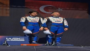 CASTROL TEAM TÜRKİYE ALİ TÜRKKAN İLE WRC'DE ŞAMPİYONLUK YARIŞINA ÇIKIYOR