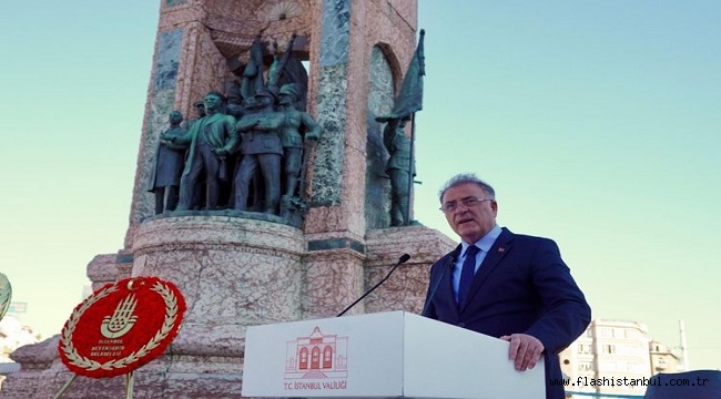 İSTANBUL'UN KURTULUŞU'NUN 102. YILI TAKSİM'DE KUTLANDI