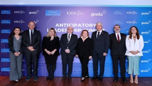 SABANCI ÜNİVERSİTESİ'NDE BİLİME DAYALI "ÖNGÖRÜLÜ LİDERLİK ZİRVESİ" DÜZENLENDİ