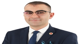 SELİM KAYADAN: "GENÇLER SİYASETE UZAK DURMAMALI, ÜLKEMİZİN GELECEĞİNE KATKI SUNMALI"